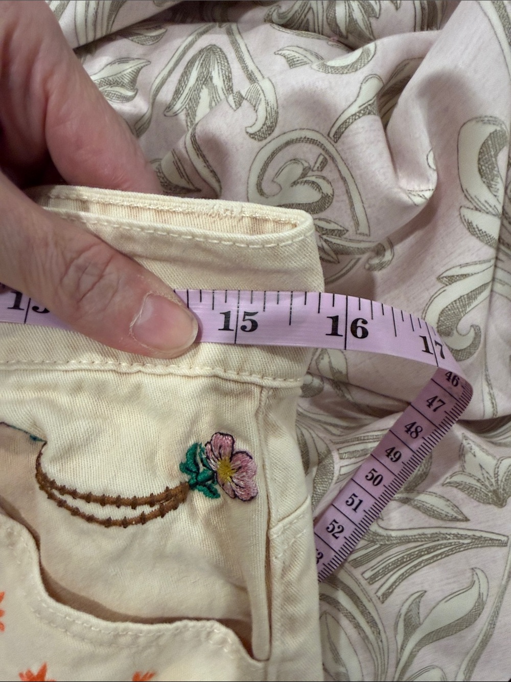 Agua Bendita Cream Bermuda Shorts with Pink & Green Floral Embroidery - Picture 13 of 16